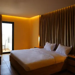 The Palm *** العقبة