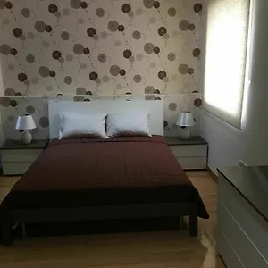https://malta-rent-rooms.hotelssaintjulians.com